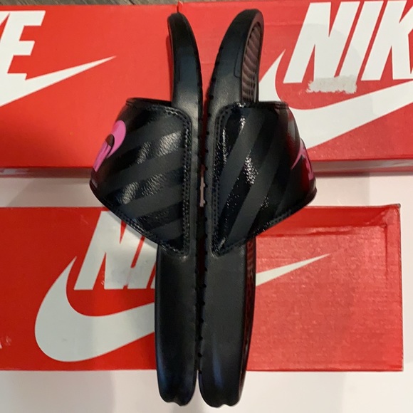 New Authentic Nike signature slide sandals sz 9 woman’s - Picture 7 of 11